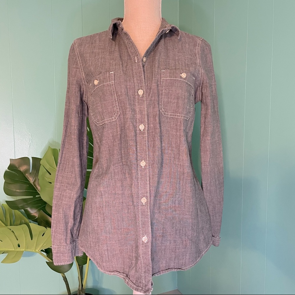 Old navy black tone jean style button down